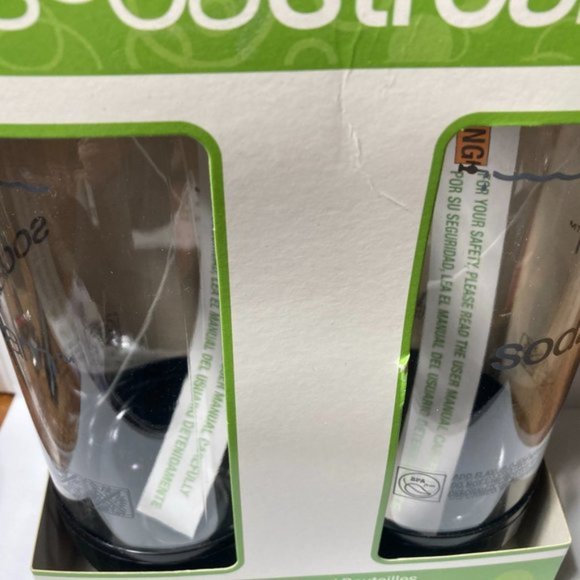 SodaStream Carbonating Bottles 2 Pack 1 Liter NEW - Picture 7 of 15